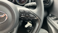 Toyota Yaris 1.5 Hybrid Design 5dr CVT Hybrid Hatchback